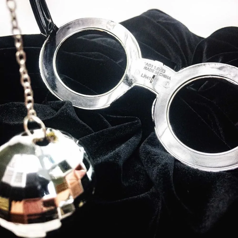 New Year Cheer bring bling